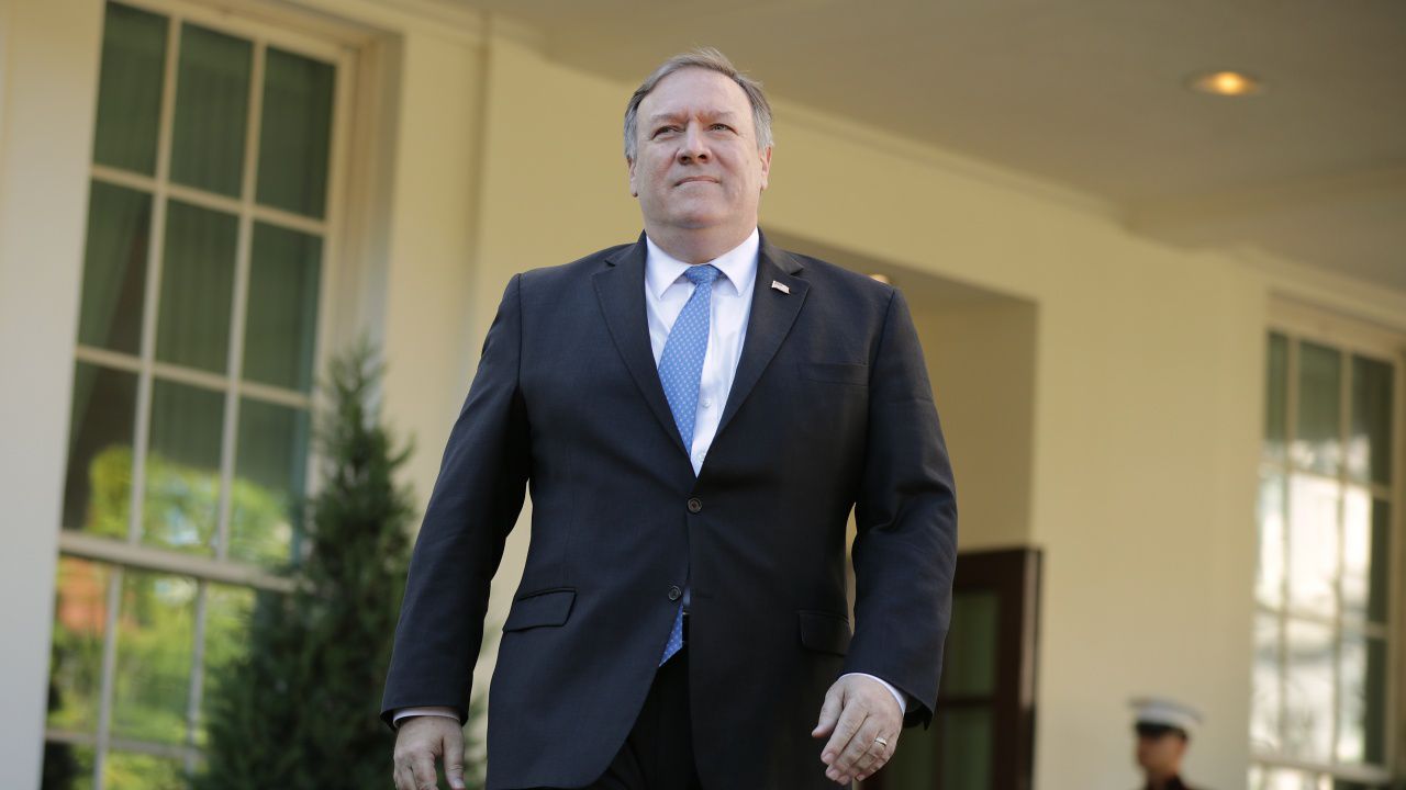 Майк Помпео обвини Джо Байдън, че заема слаба позиция по проблема с кибератаките