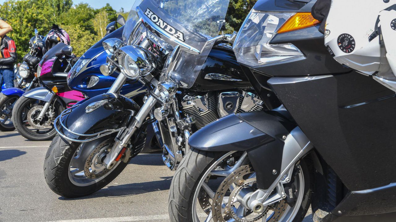 Хванаха 20 мотоциклетисти в нарушения