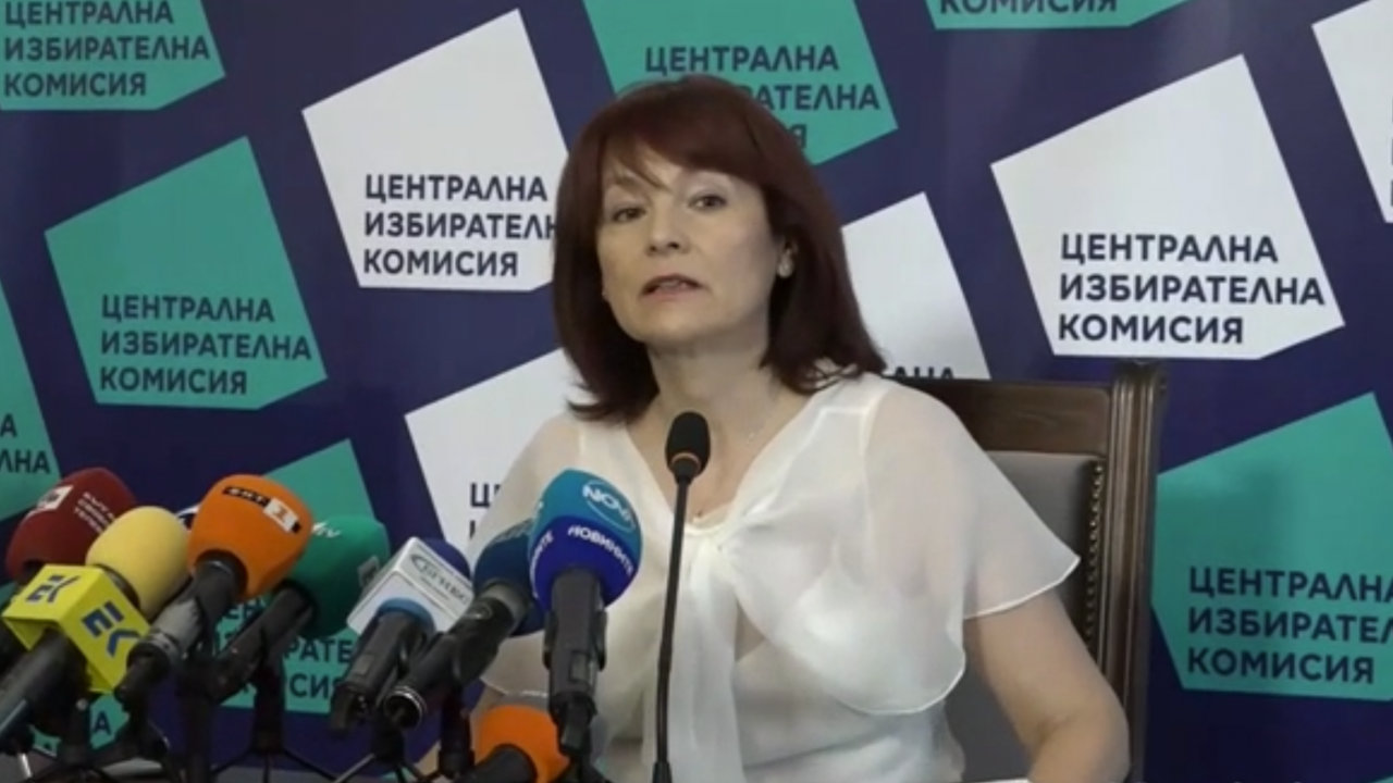 ЦИК с първи официални данни как протича гласуването