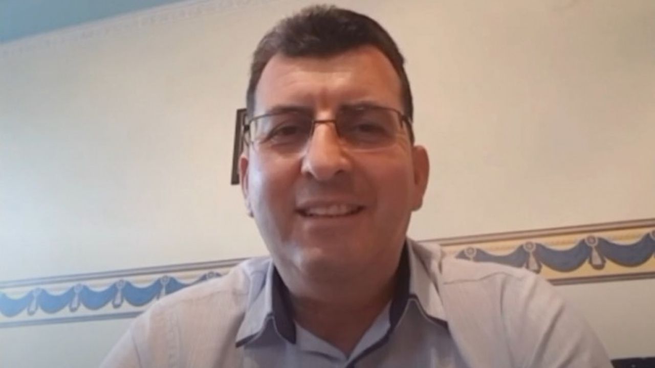 Асим Адемов: Вместо да споря с тези, които горят маски, избрах да помогна