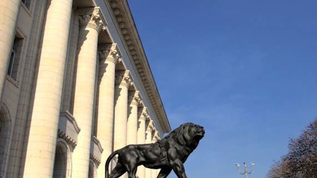 Заплатите в съдебната система скачат с 10%