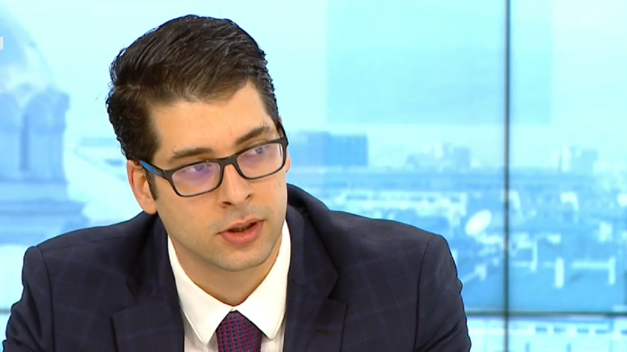 Вицепремиерът по управление на евросредствата с критика към Плана за възстановяване