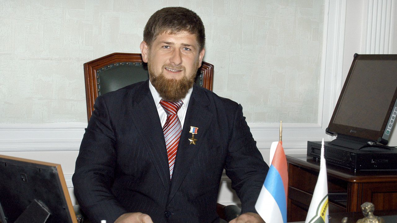 Чечения обяви конкурс за най-добри портрети на фамилията Кадирови
