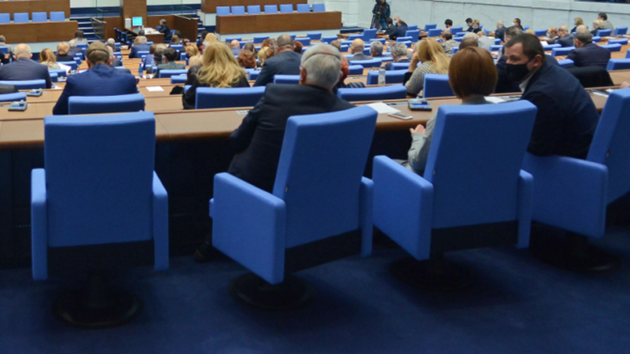 Парламентът прие законови изменения, свързани с изисквания за капацитета на банките за поемане на загуби и рекапитализация