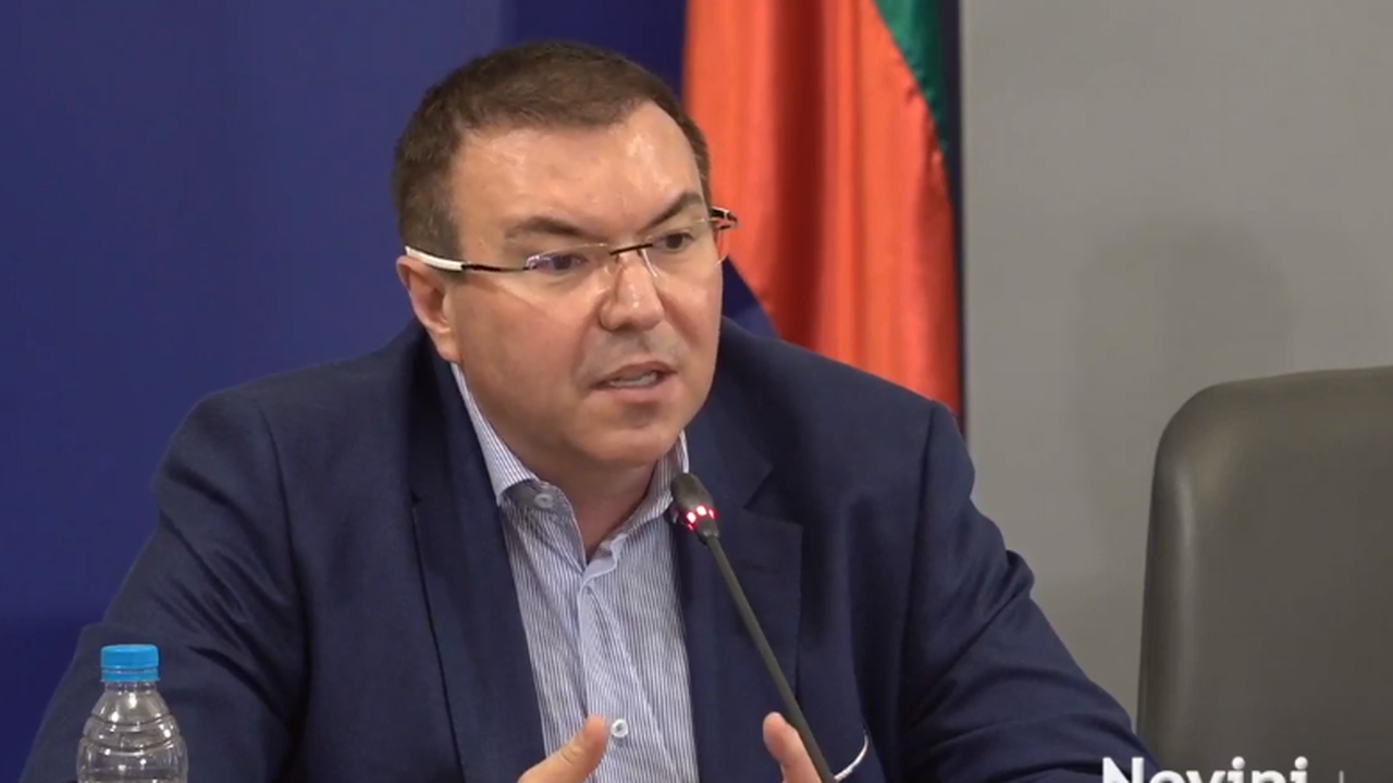 Проф. Костадин Ангелов: В болниците има всичко необходимо за борбата с коронавируса