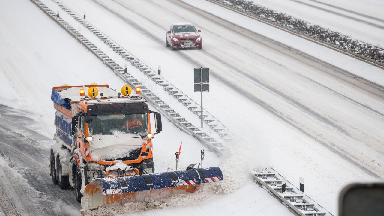 Тежка зима обхвана и Гърция, Турция, Русия и САЩ