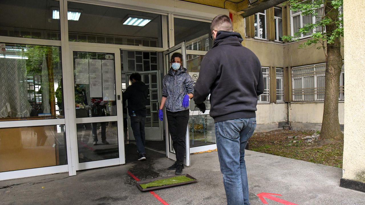 Близо 60 000 седмокласници се очаква да се явят на националното външно оценяване по БЕЛ на 15 юни