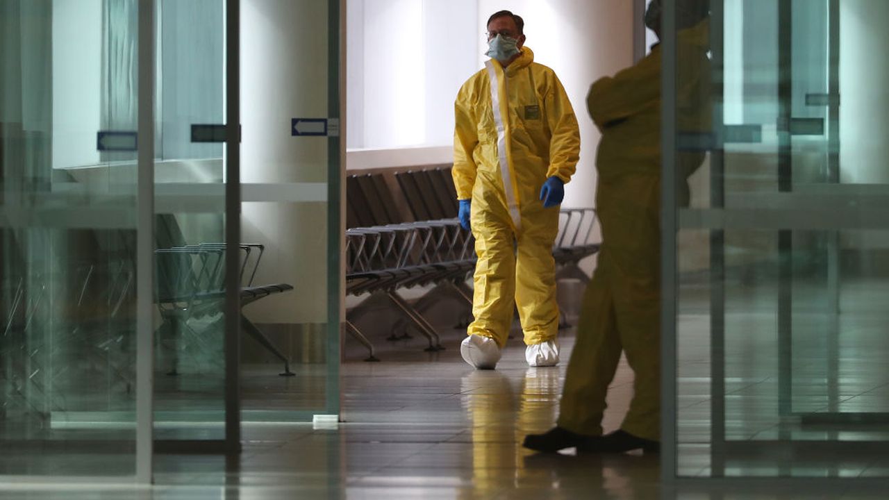 Трима медици от София са сред новозаразените с коронавирус у нас