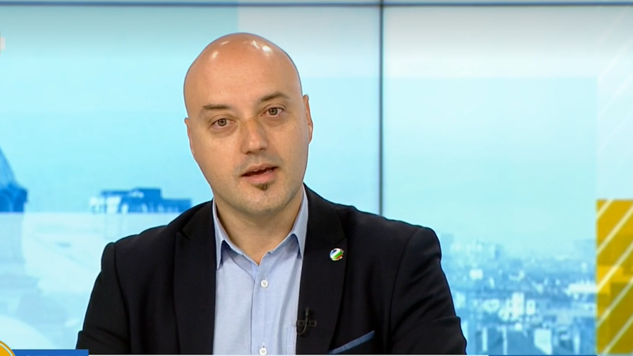 ДБ: Гешев трябваше да си подаде оставката заради чата с Pi ar Sevi Boiko