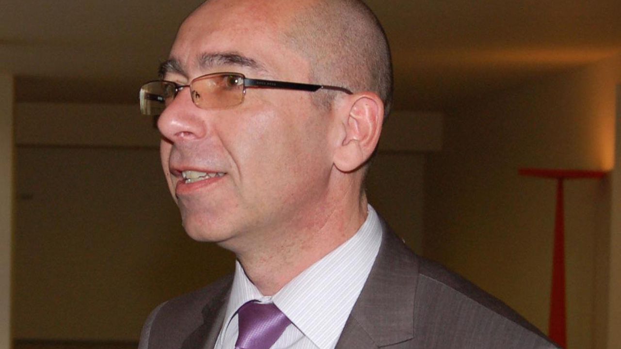 Бивш здравен министър: Кирил Ананиев се справя