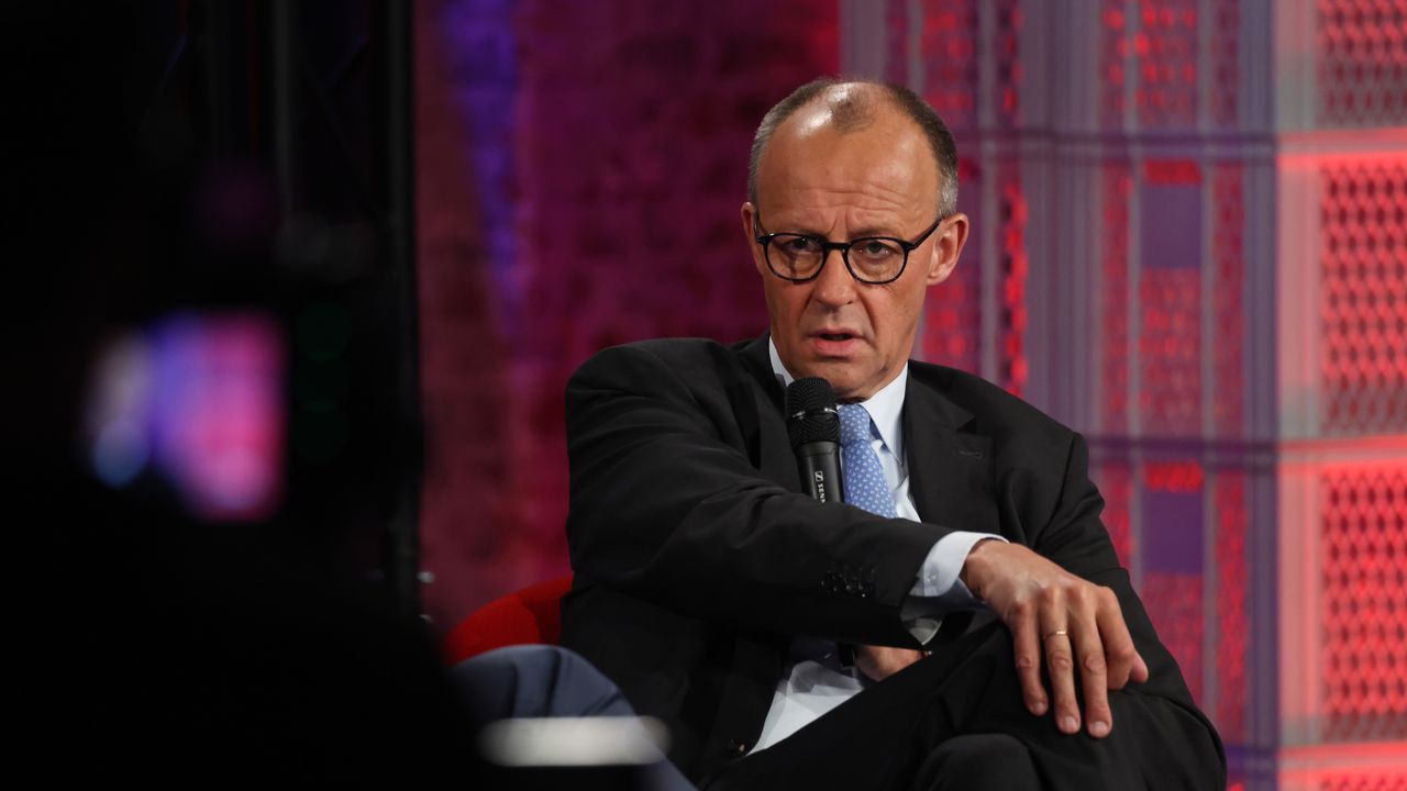 Мерц защити решението си да отмени ограниченията за оръжията за Украйна