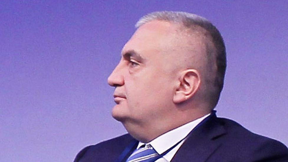 Бившият албански президент Илир Мета е официално обвинен в корупция и пране на пари