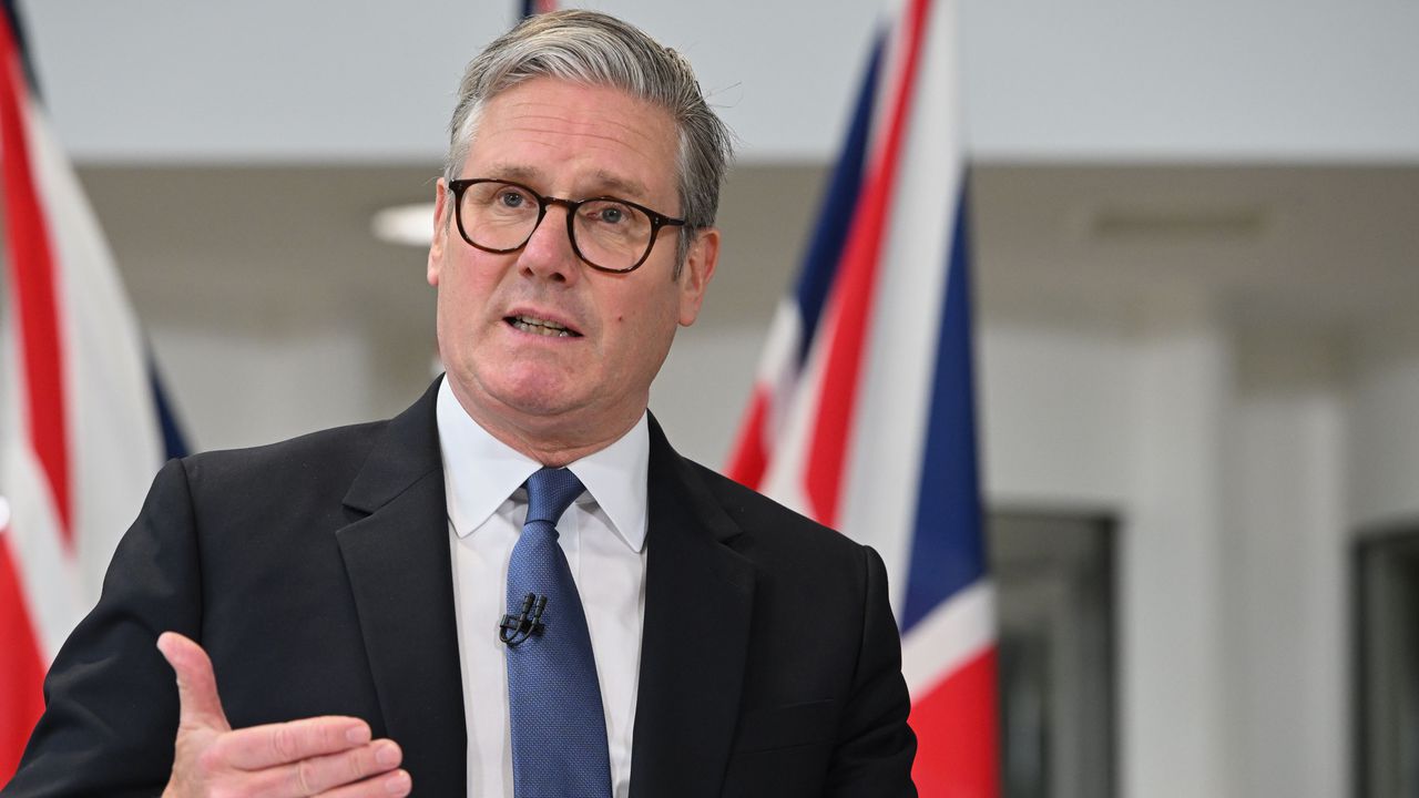 Киър Стармър: Цялата страна е с Ливърпул