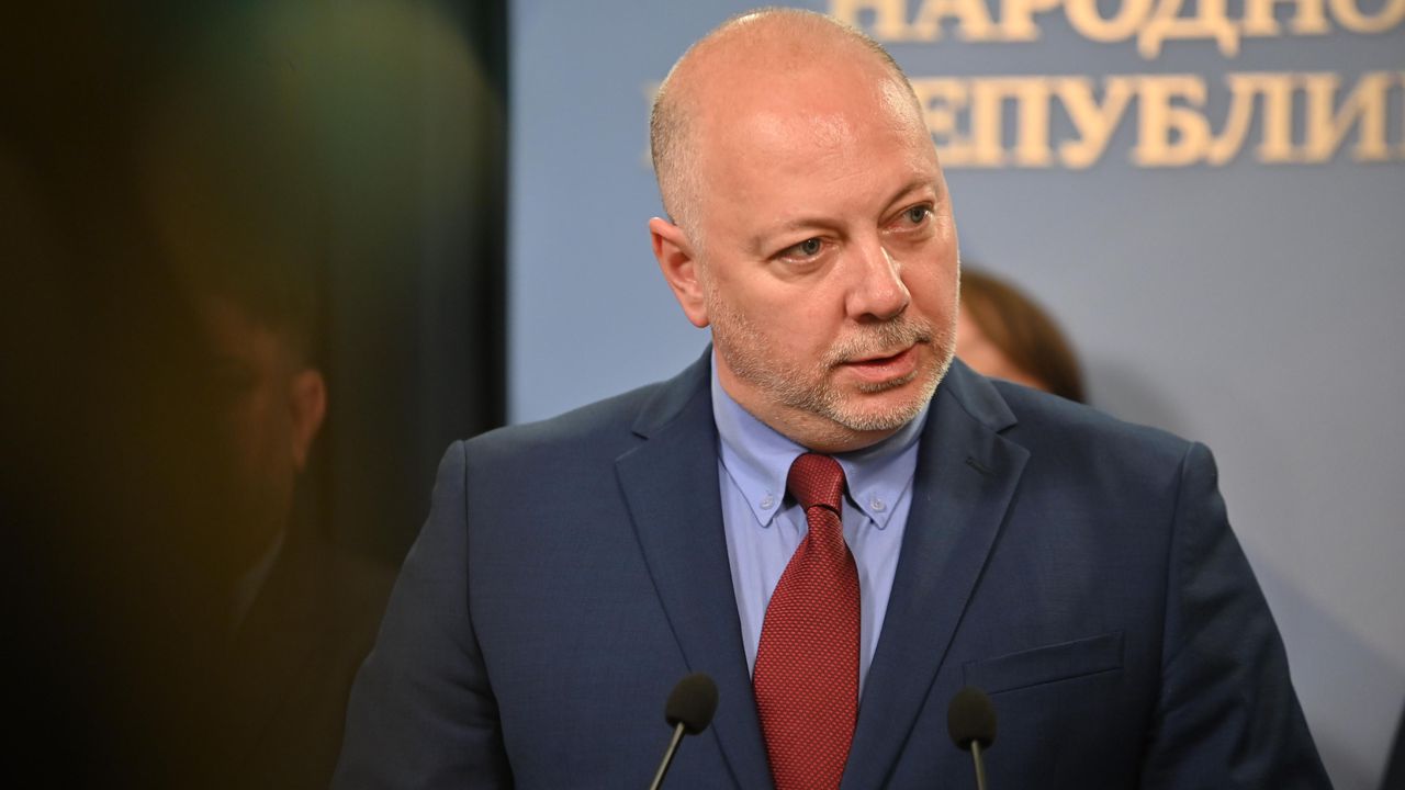 Желязков с апел към населението: Бъдете по-съвестни, когато палите огън на открито