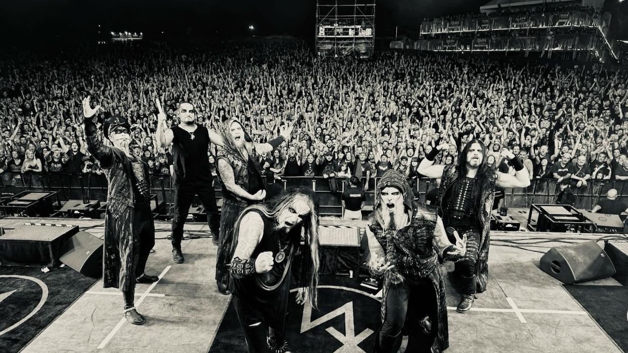 "Апокалипсисът трябва да е момент на откровение, а не светът в пламъци": как Dimmu Borgir издигнаха блек метъла на ново симфонично ниво и го пренесоха на големия екран