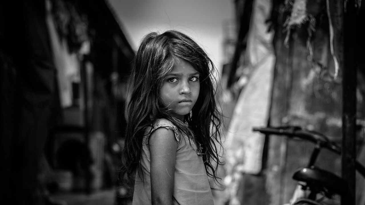 35% от децата в България живеят в риск от бедност