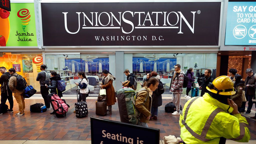 Министърът на транспорта на САЩ Шон Дъфи обяви днес, че