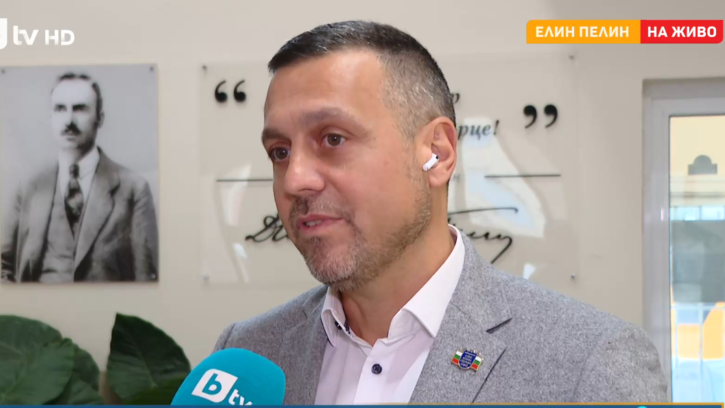 И уточни, че забраната за празнуване на Хелоуин е само