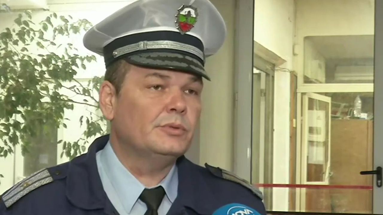 Най-тежко пострадалият пътник е 17-годишният младеж. Това заяви в Здравей,