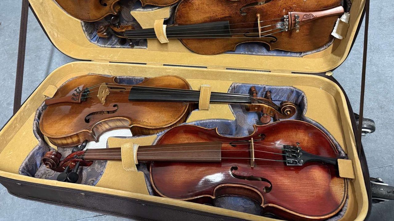 На 13.11.2025 г. на Терминал 2 за митническа проверка е