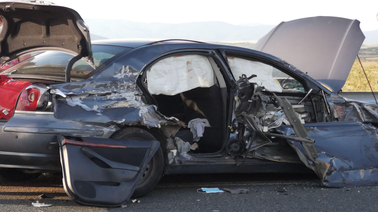 През изминалото денонощие на територията на страната са станали 12