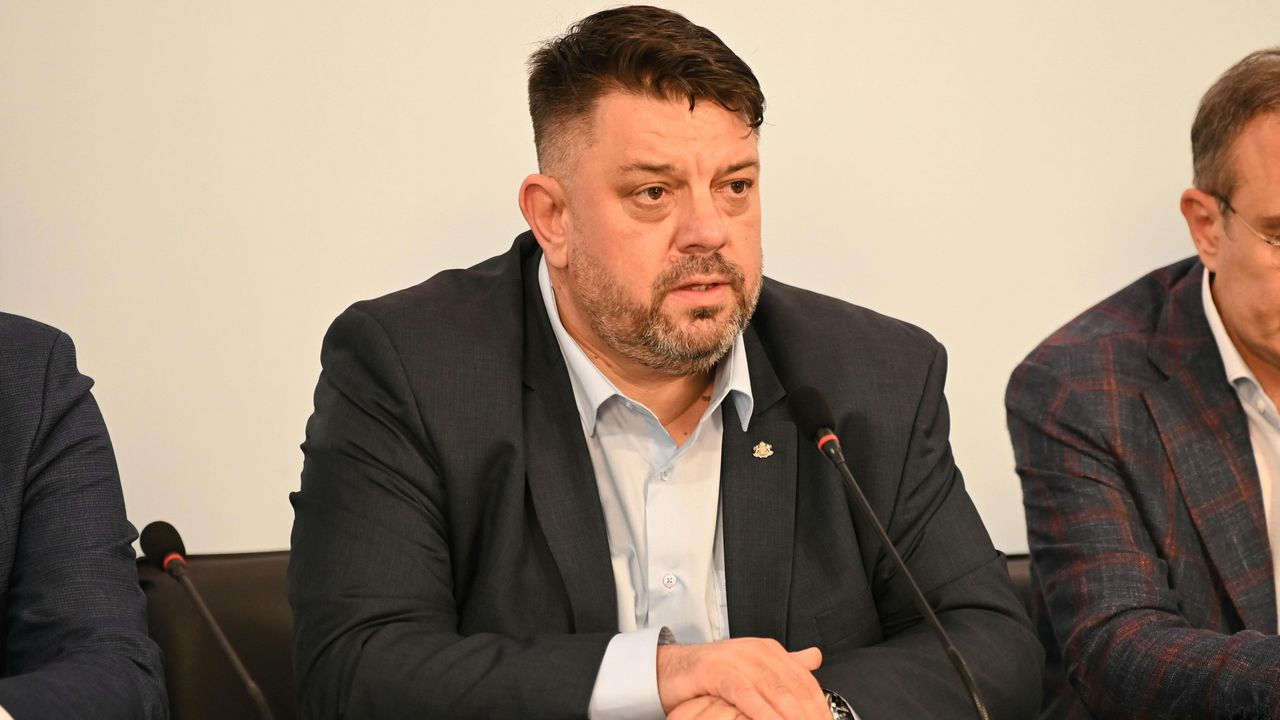 Той посочи, че това би означавало, че няма да има