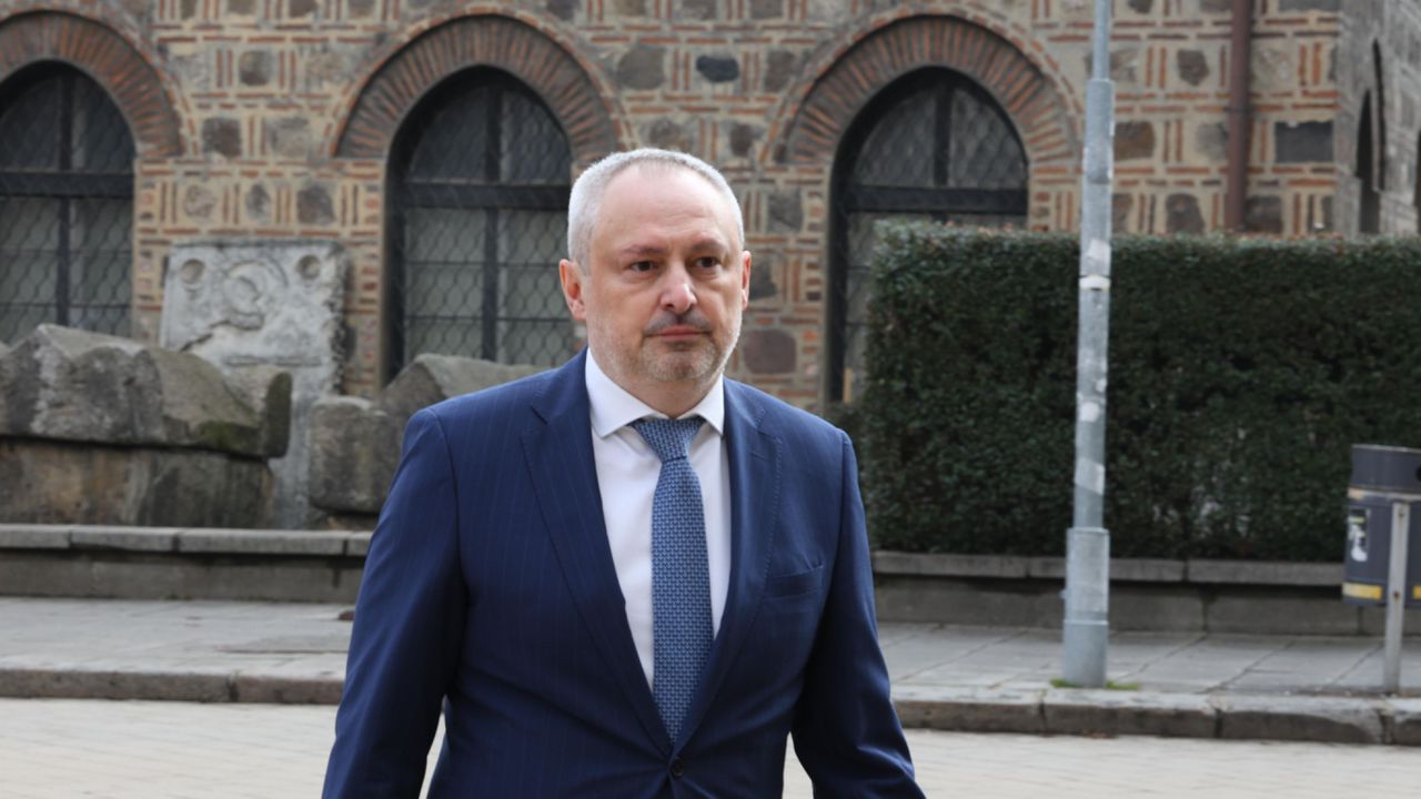 Дадох отговор, който дадох и последните три пъти - няма