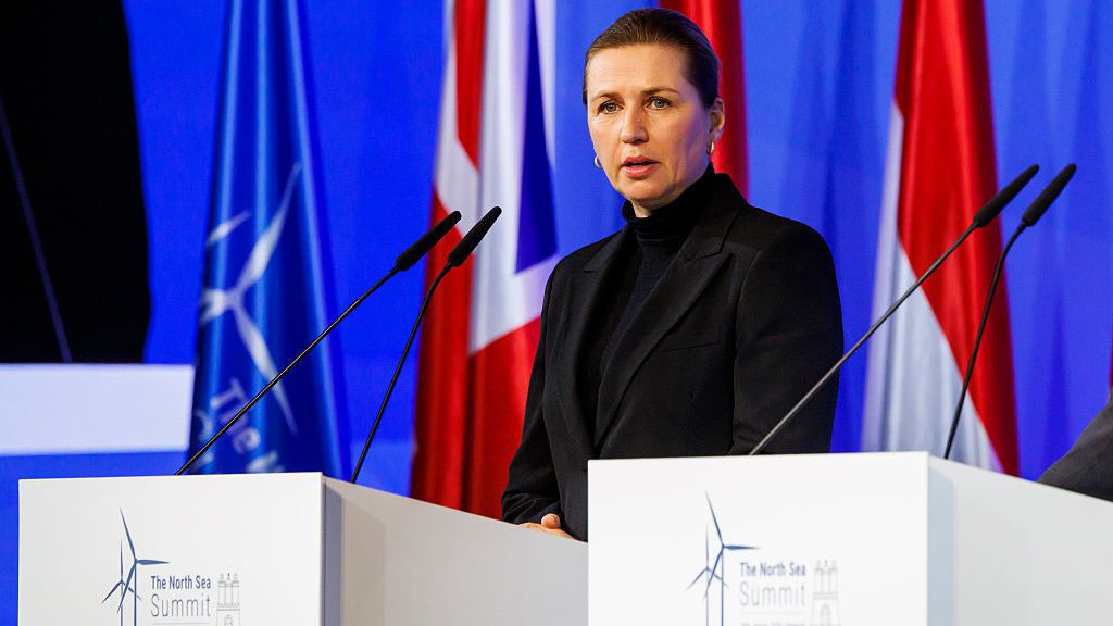 Трябва да бъдем реалисти“, заяви датският премиер Мете Фредериксен на