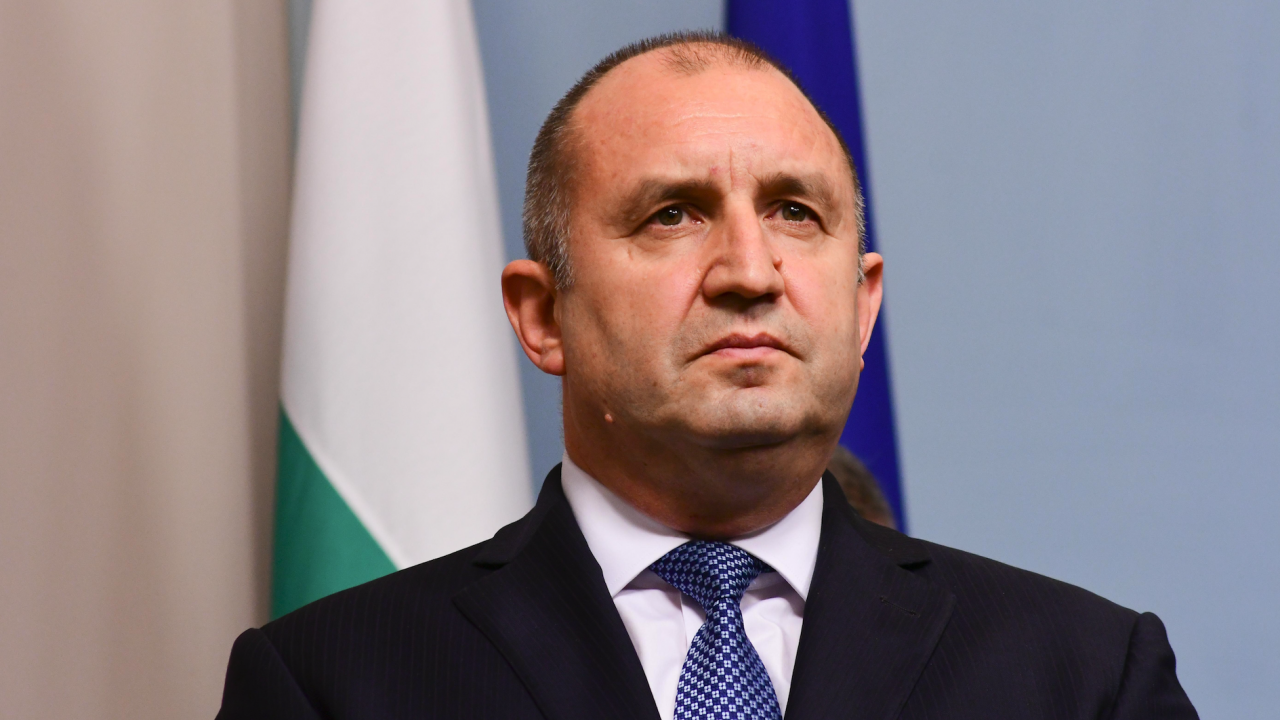 Румен Радев разговаря по телефона с полския си колега