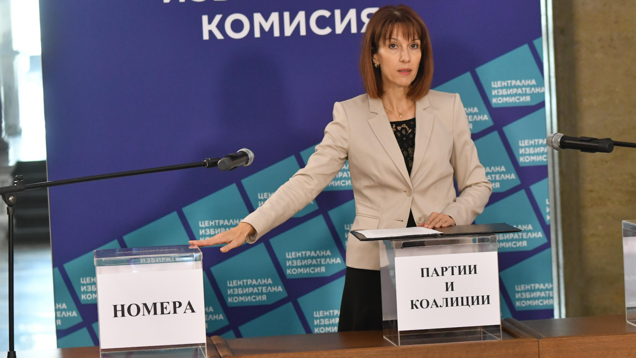 Без предизборни изяви в училищата, напомни просветният министър
