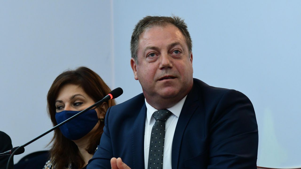 Д-р Маджаров: Българските лекари са готови да преглеждат всеки нуждаещ се украинец