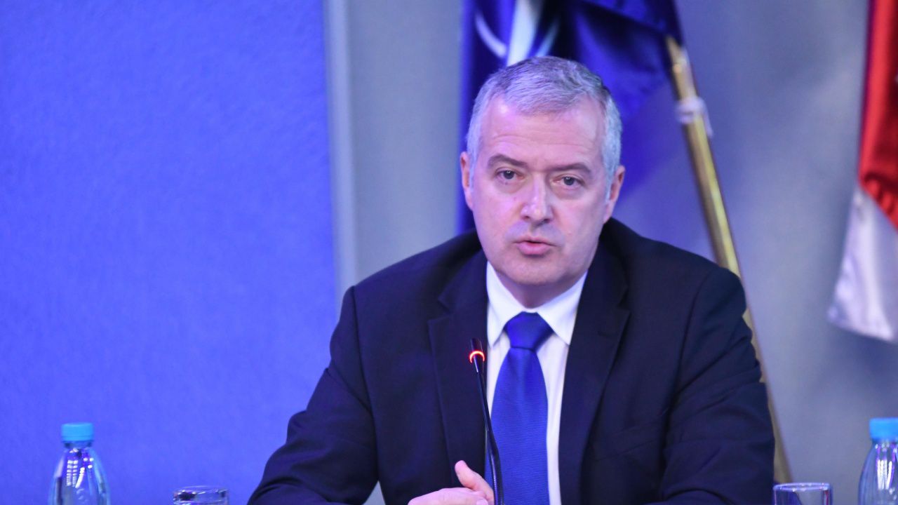 МВнР обяви колко ще са секциите в чужбина на изборите