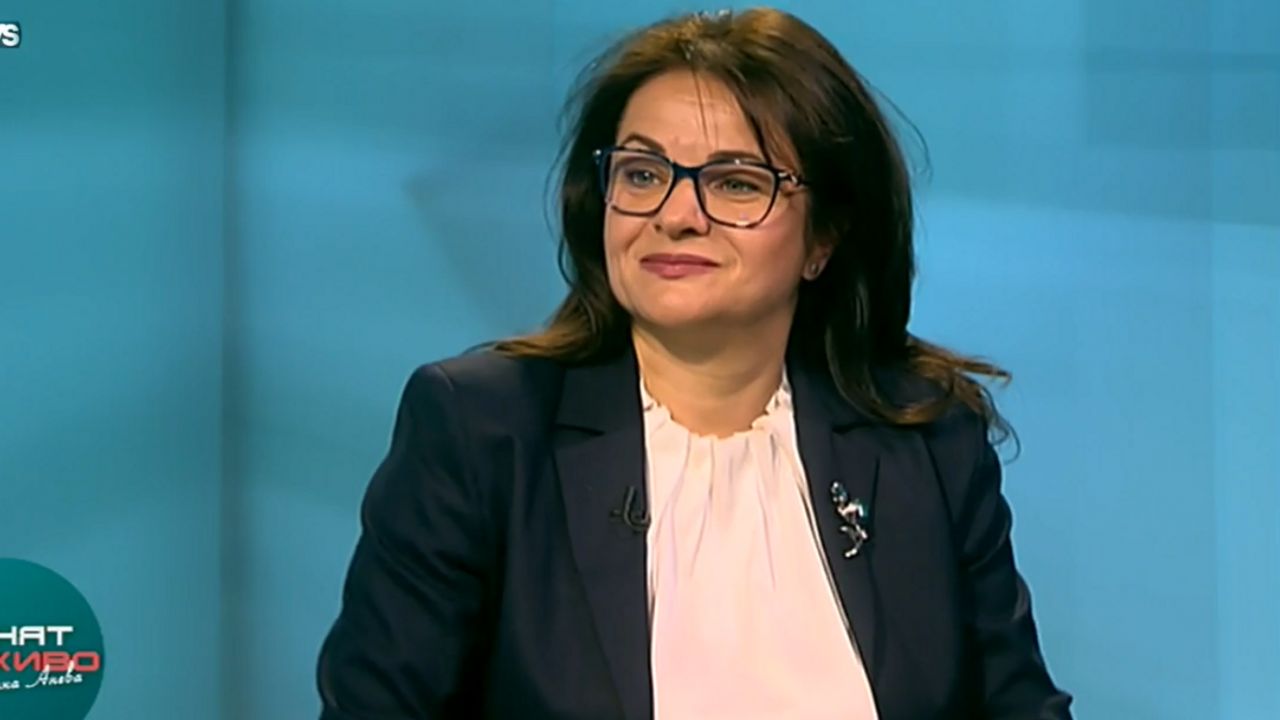 Росица Кирова: Държавата не е стартъп, избирателят не е клиент, който си зарибил