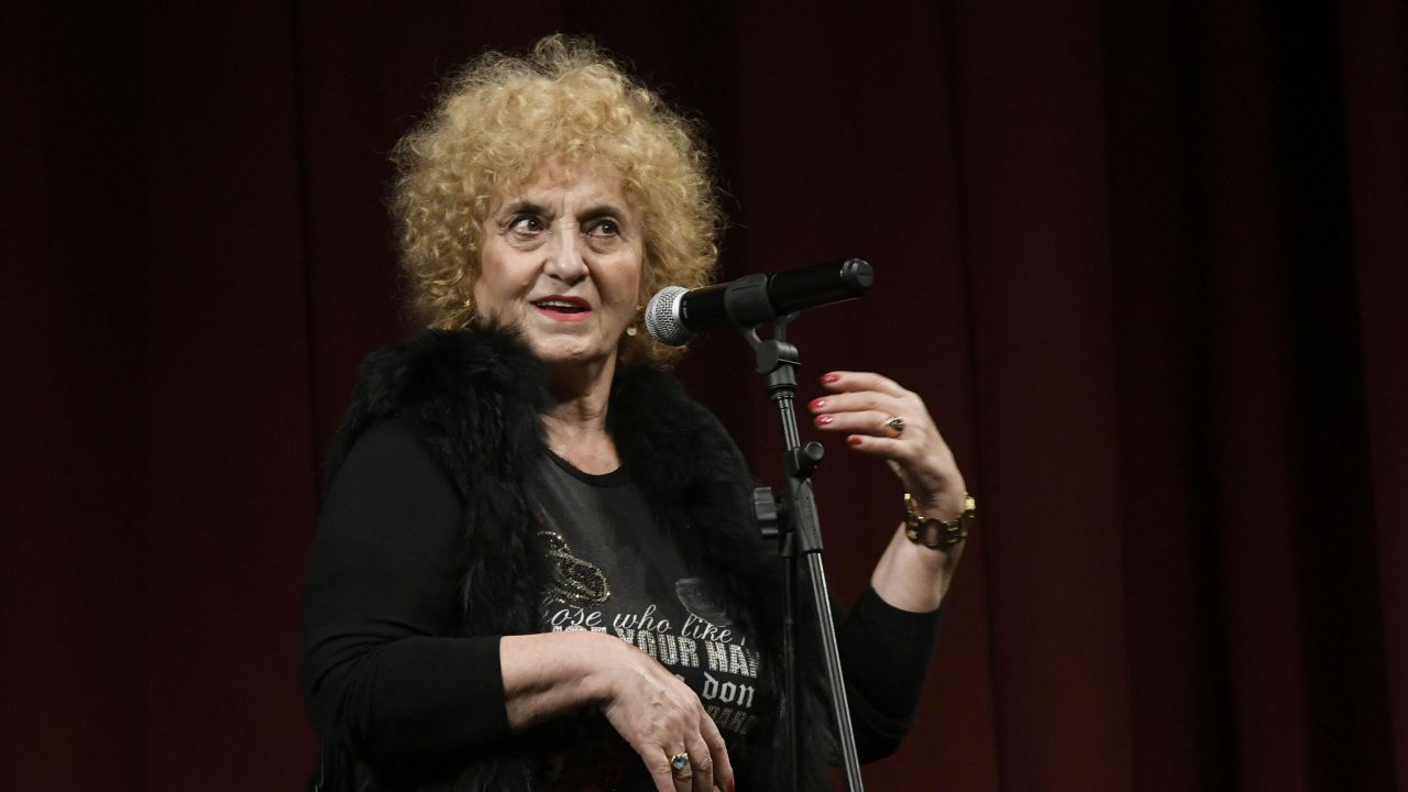 Латинка Петрова взриви с признание за изневяра и за враждата със Стоянка Мутафова
