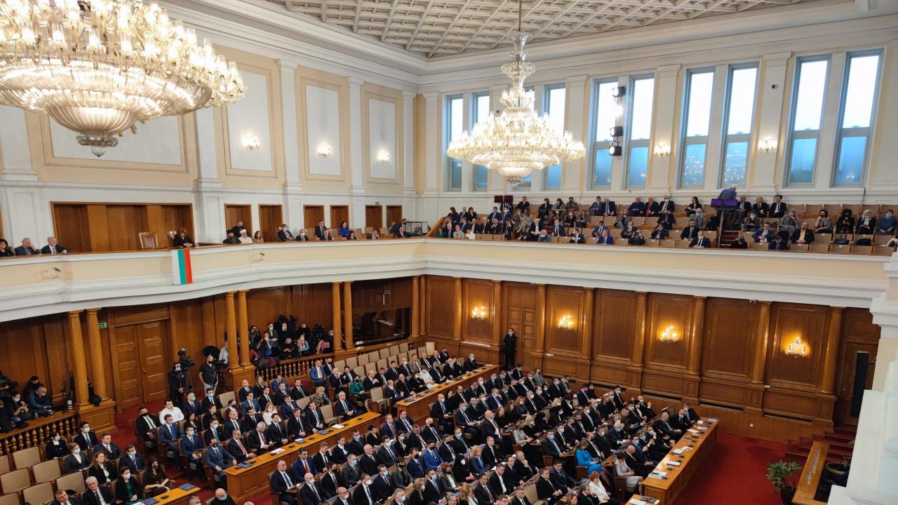 КПКОНПИ публикува какви имоти са декларирали депутатите