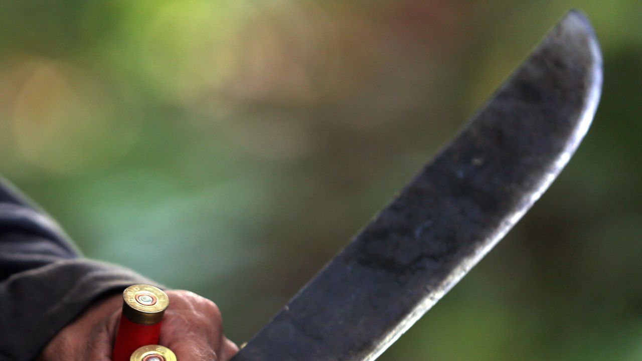 Мъж с мачете вилня в Полша