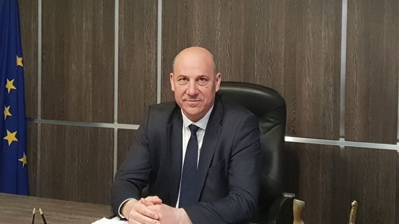 Кметът на Поморие предлага въвеждането на лимити за капиталовите разходи за първото тримесечие на годината