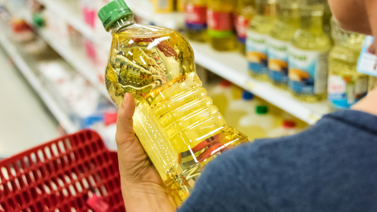 Цената на олиото мина 5 лв. за литър на борсата