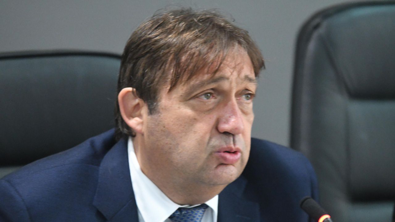 Шишков открил строителен хаос на АМ "Хемус"
