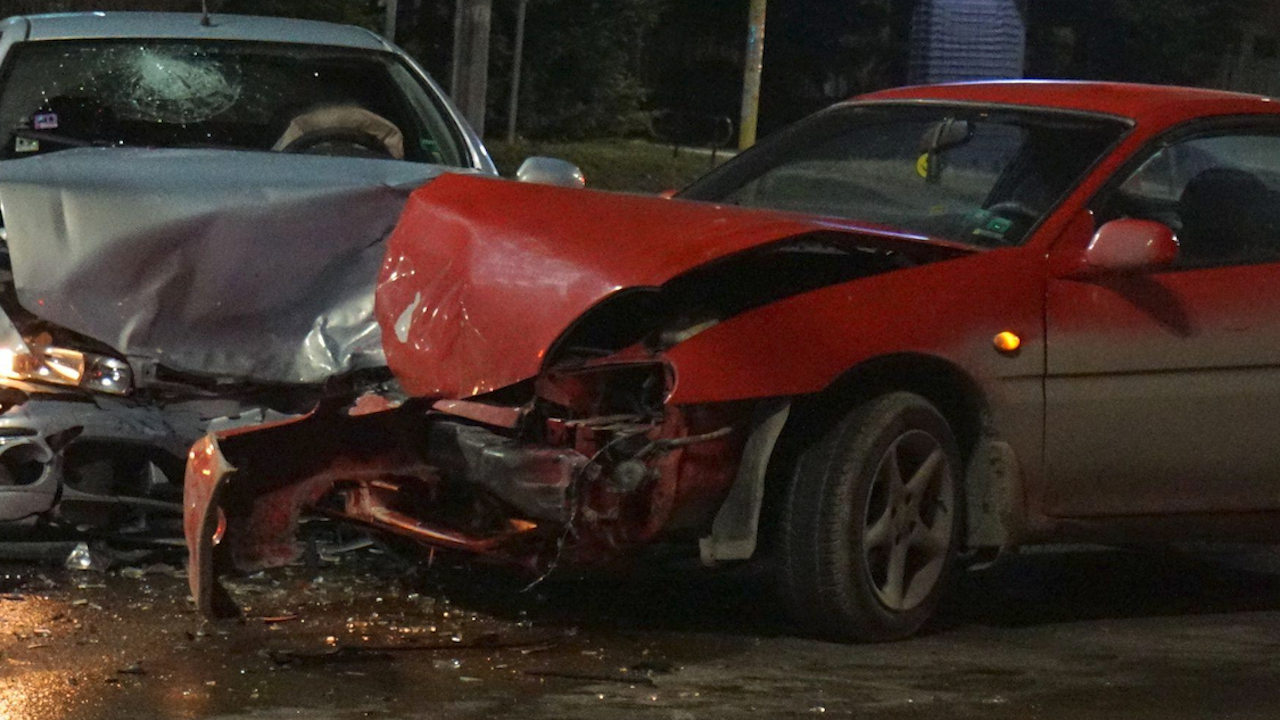 Жена и дете пострадаха при катастрофа на пътя Русе-Велико Търново