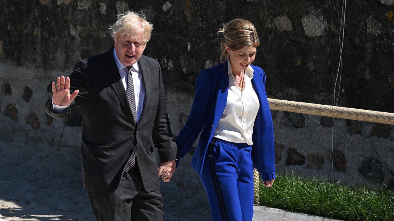 Борис Джонсън стана баща за седми път