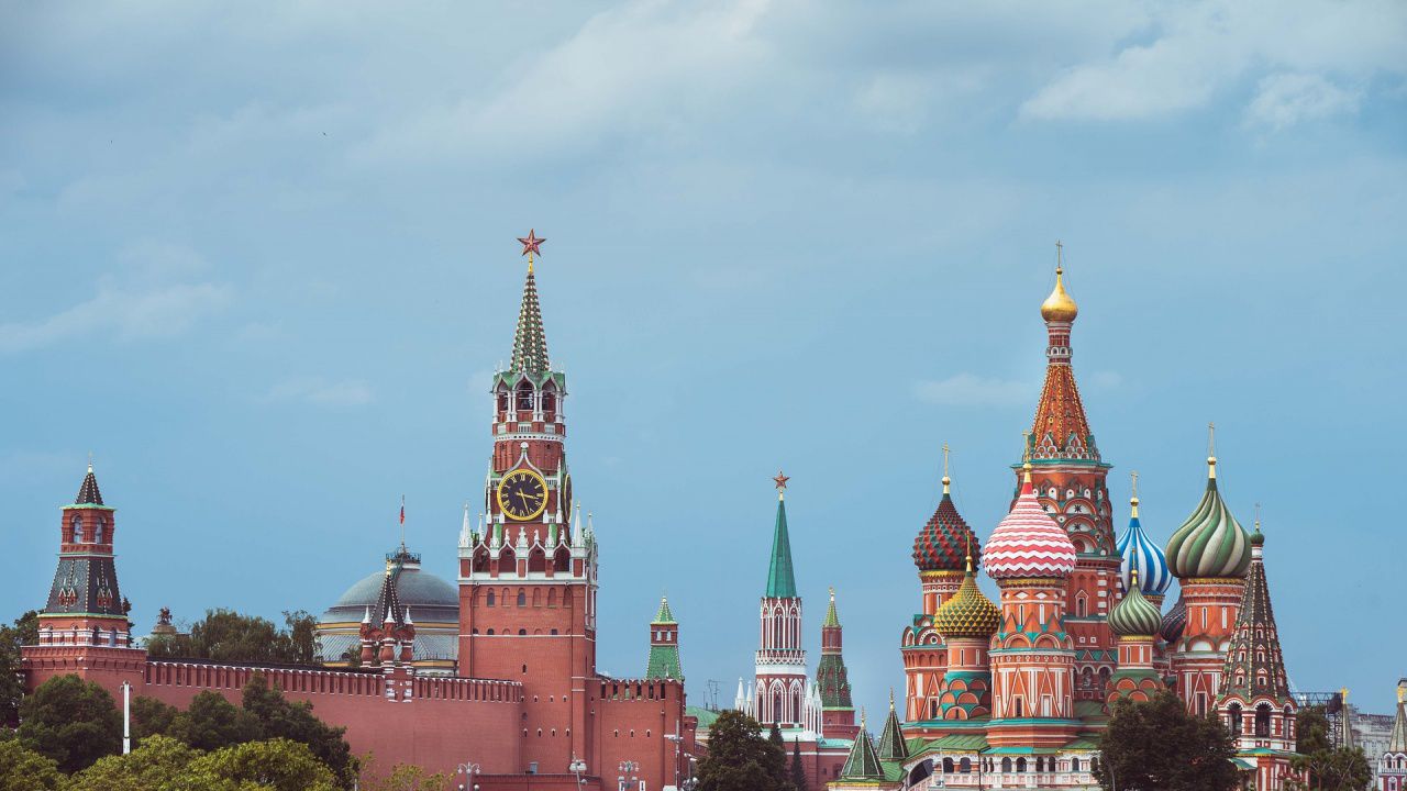 Русия извика за обяснения норвежкия посланик заради задържането на руски граждани