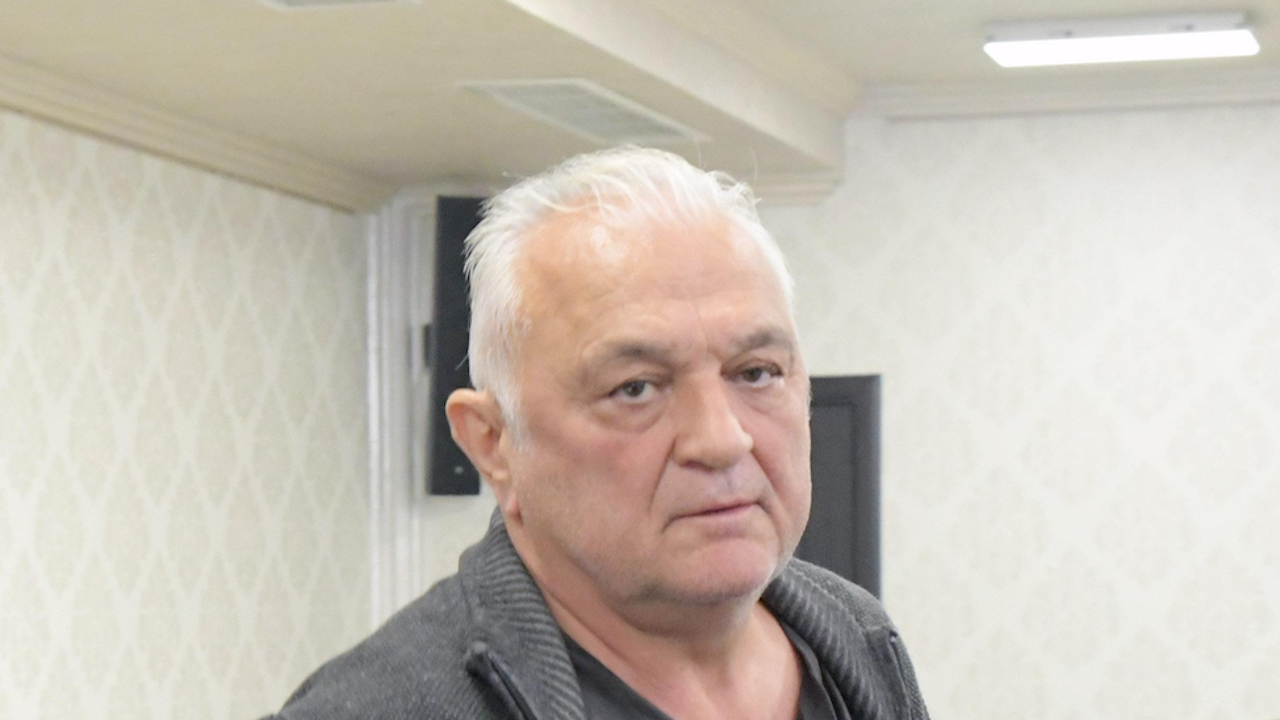 Сашо Диков представи концепцията си за БНТ, влезе в пререкание със СЕМ заради Кошлуков