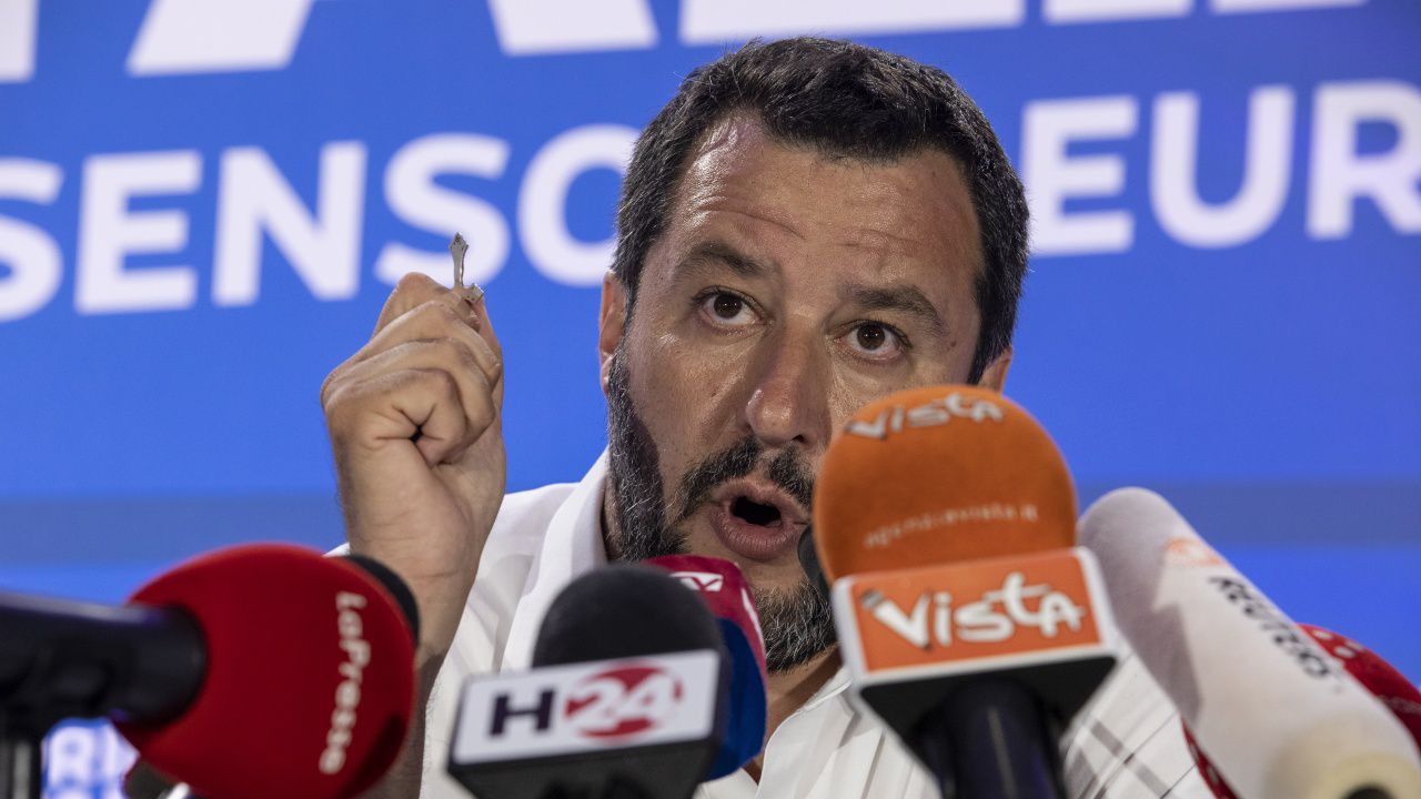 Разкритикуваха Салвини за подкрепата му към Путин