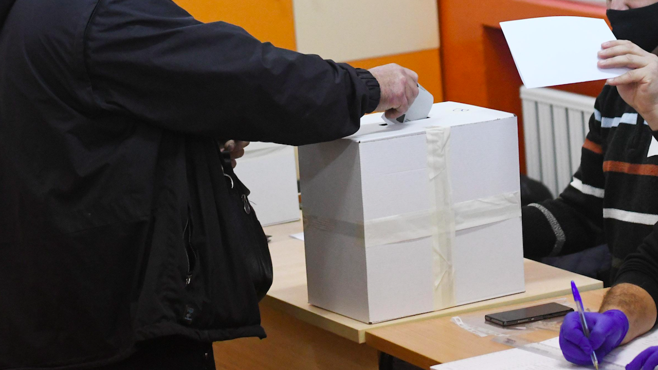 В Ловешка област около 400 служители на МВР отговарят за реда и спокойствието в изборния ден