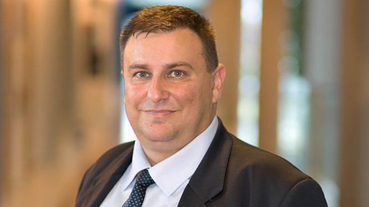 Евродепутатът Емил Радев на форум в ИУ-Варна:  Нови европравила ще насърчават устойчивото корпоративно управление