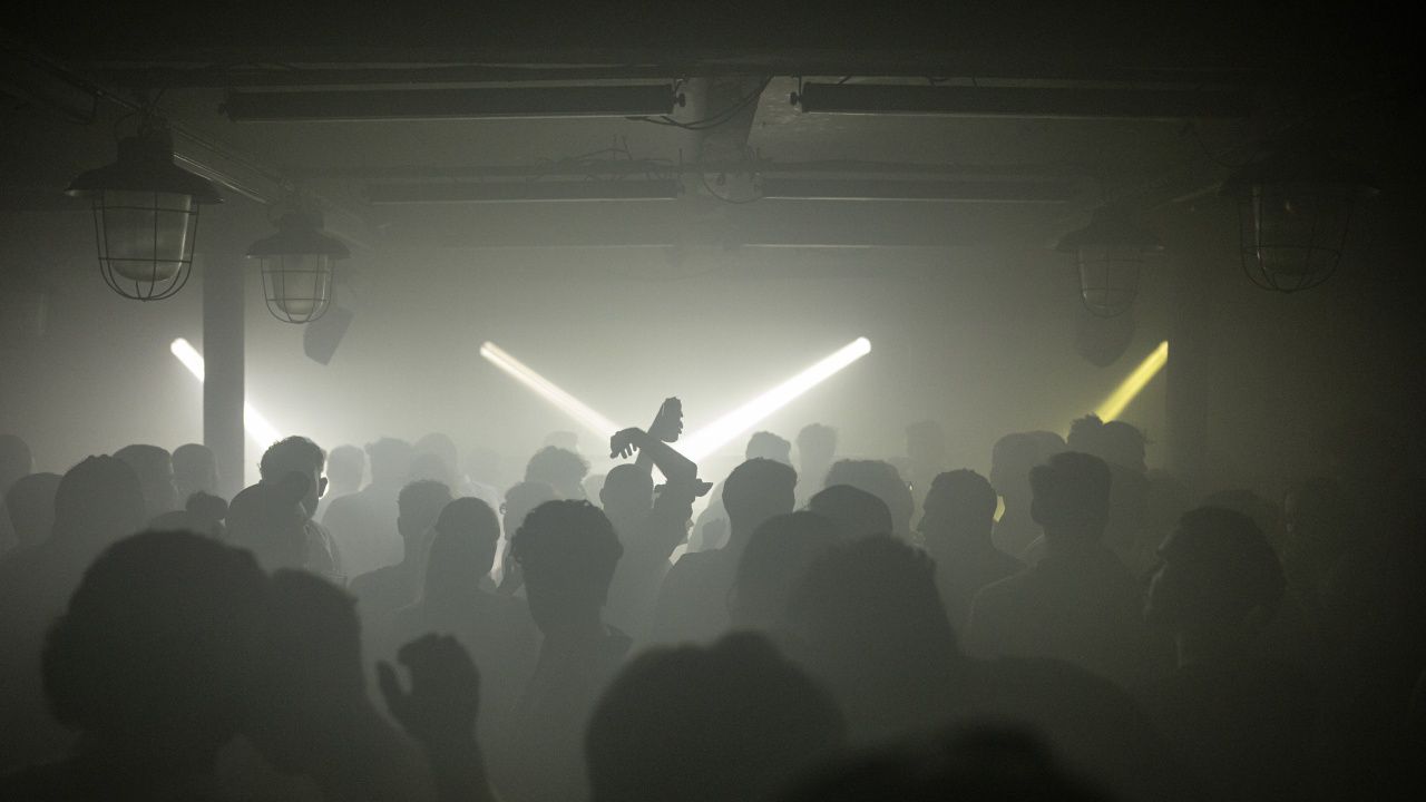 Глобиха две заведения за неспазване на COVID мерките в Ямбол