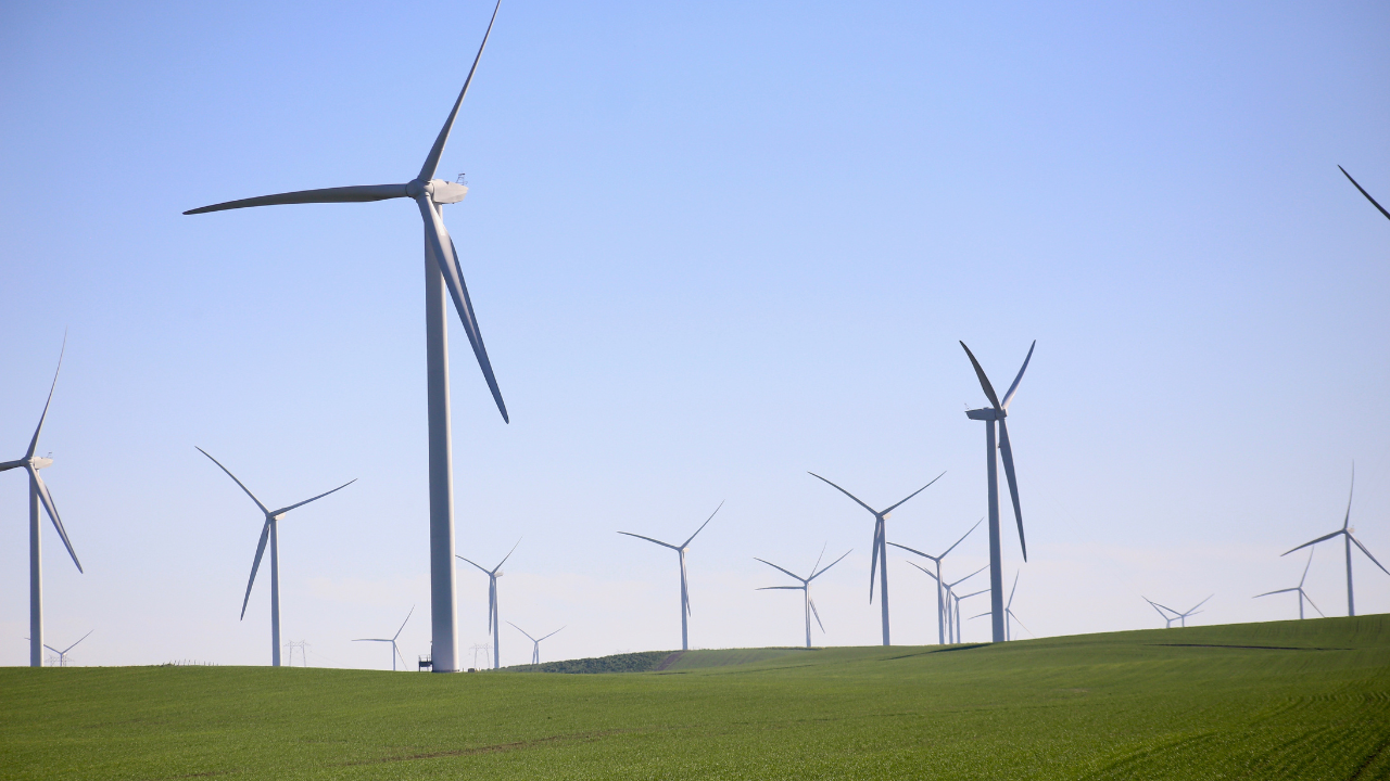 Ето колко е делът на електроенергията, произведена от вятърни централи в Европа