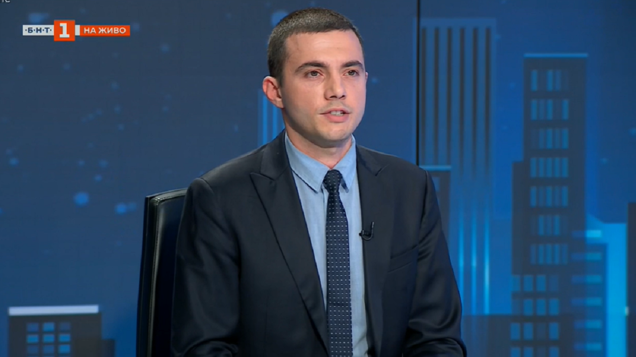 Арабаджиев, ПП: Слави Трифонов тласка страната към нови избори