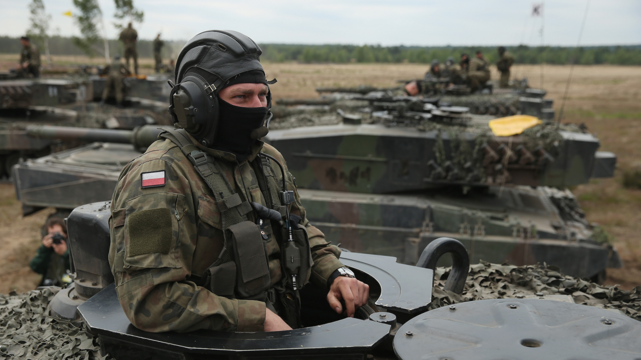 НАТО заплаши Русия с прилагането на чл. 5